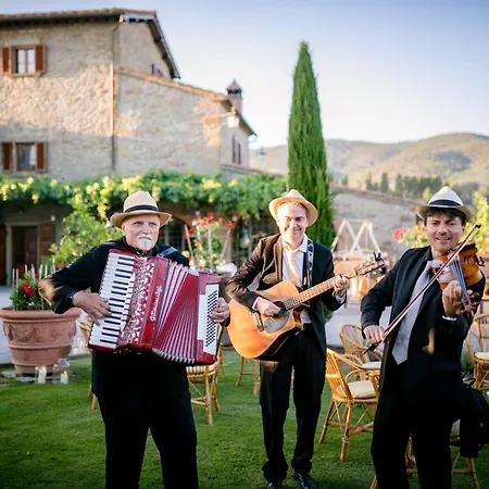 帕格利艾农庄酒店 农家乐 *